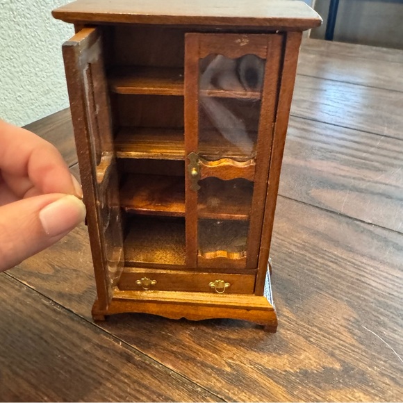 Vintage dollhouse furniture wood cupboard cabinet - Picture 2 of 5